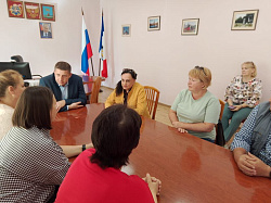 Заместитель председателя Новгородской областной Думы Ольга Борисова провела встречи в своём избирательном округе