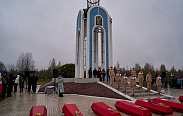 В деревне Мясной Бор предали земле останки 160 воинов