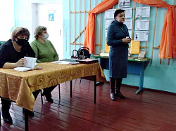 Главы городских и сельских поселений отчитываются перед жителями о проделанной работе