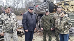 Вице-спикер областной Думы Ольга Борисова организовала сбор пиломатериалов для строительства блиндажей в зоне СВО