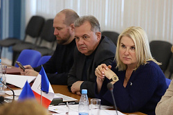 Парламентарии Северо-Запада обсудили вопрос перерасчета платы за вывоз ТКО