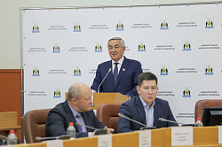  Юрий Бобрышев поприветствовал депутатов Думы Великого Новгорода седьмого созыва