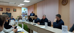 Александр Федоровский принял участие в работе Думы Хвойнинского округа