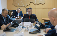 Заседания комитетов областной Думы