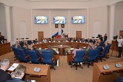Состоялось заседание Новгородской областной Думы