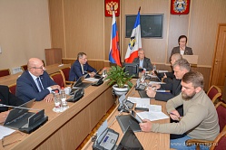 Состоялось заседание комитета областной Думы по бюджету, финансам и экономике