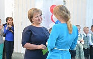Елена Писарева и Алексей Чурсинов встретили День знаний в своей родной школе
